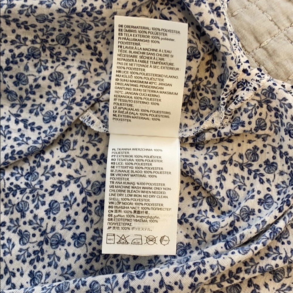 H&M Top - Picture 6 of 6